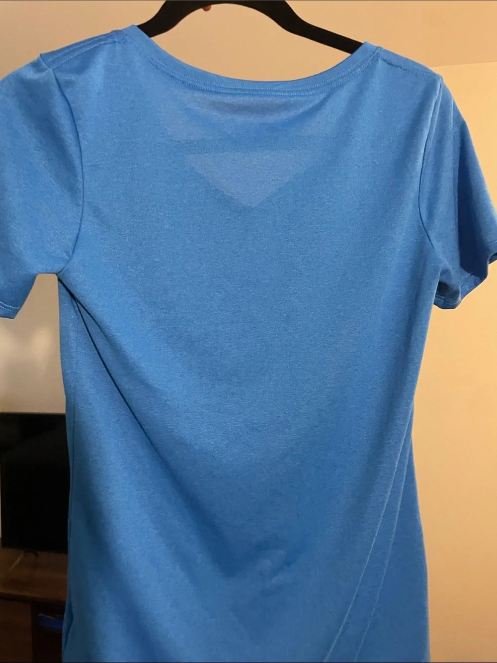 Nike Women’s Blue V-Neck Short Sleeve Dri-FIT Tee